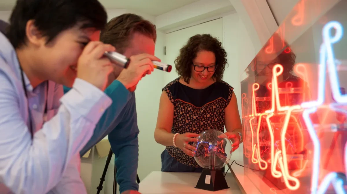 A group exploring visual props.